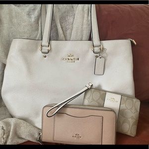 Authentic Coach bundle